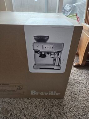 Breville Espresso Machine - Silver Stainless Finish NWT